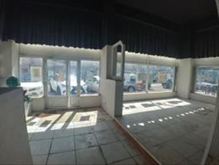 Local Comercial  Calle marqués de comillas. Local grande y centrico de laredo, en venta o alquiler