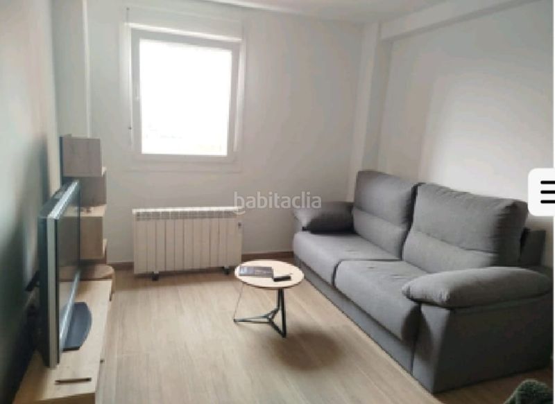 Foto 1cf0916e-dd4b-46ec-8bc1-8d168d4fa3e8. Rent flat with heating in Los Castros Santander