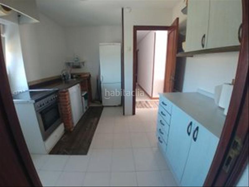 Foto c35f2173-6f9c-461d-8c0a-ace249359b5f. Casa con riscaldamento parcheggio in Cudón Miengo