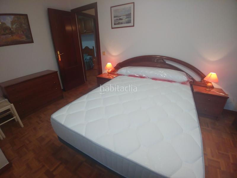 Foto 3741ae6e-983b-439e-80a3-fc29e35ac356. Rent flat in Los Castros Santander