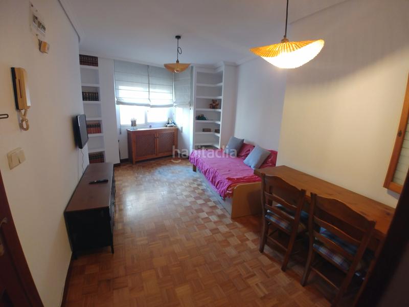 Foto 2ddf388b-4539-4676-8ff7-ac339a4a1291. Miete etagenwohnung mit heizung in Centro - Ayuntamiento Santander