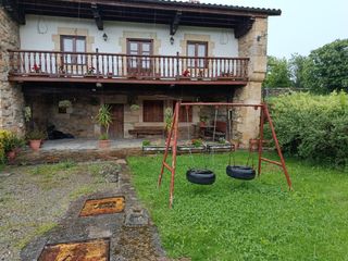 Doppelhaus  Barrio iruz. Casa montañesa pareada, con jardin, en la zona puente viesgo