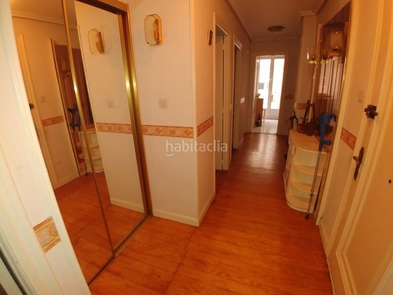 Foto eb09c42a-b6fd-42ab-a276-bb99b7cc8b60. Pis a Centro - Ayuntamiento Santander