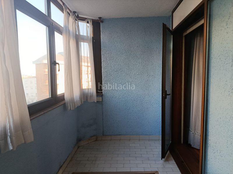 Foto 4614970d-baff-43d6-b26e-7334eab3d707. Apartament amb calefacció a Los Castros Santander