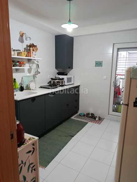 Foto f1796ae3-2872-47d4-8d79-ba3caa32ed83. Planta baixa amb calefacció aparcament piscina a Astillero (El)