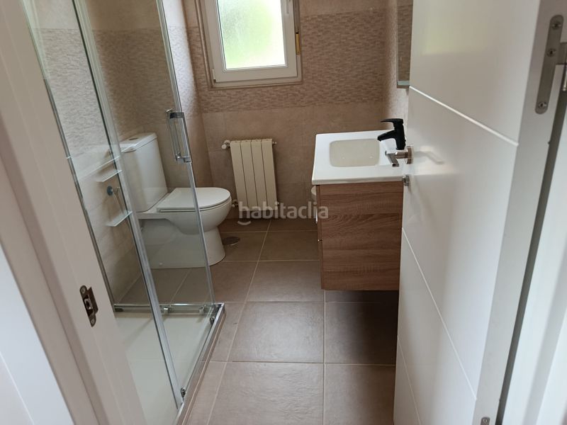 Foto 2576a8c7-0eee-4c3d-a726-2fa10ab8f906. Chalet  individual cerca de santander en Revilla Camargo