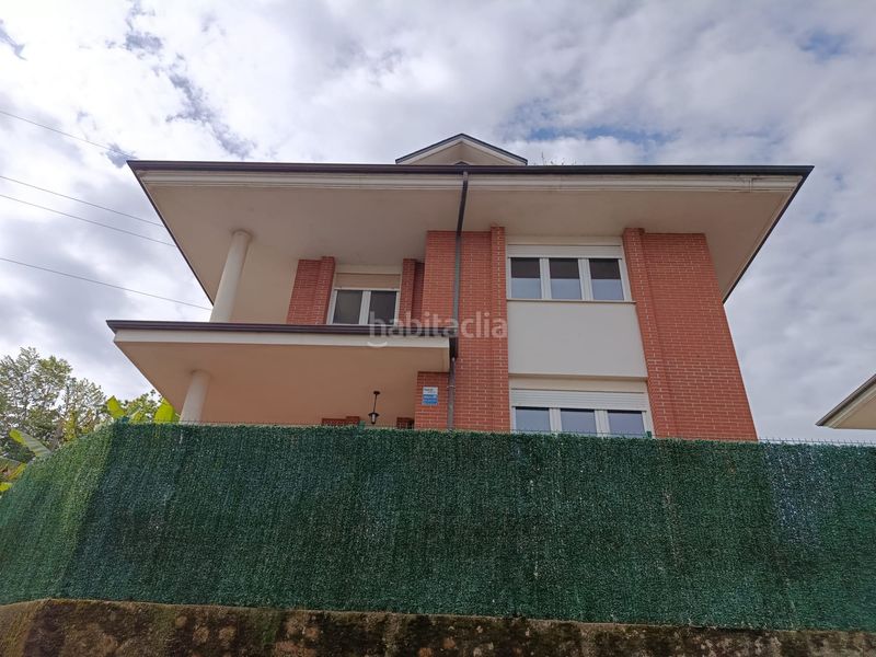 Foto 4f9152bc-bac7-487a-bc57-75d45dd68200. Chalet  individual cerca de santander en Revilla Camargo
