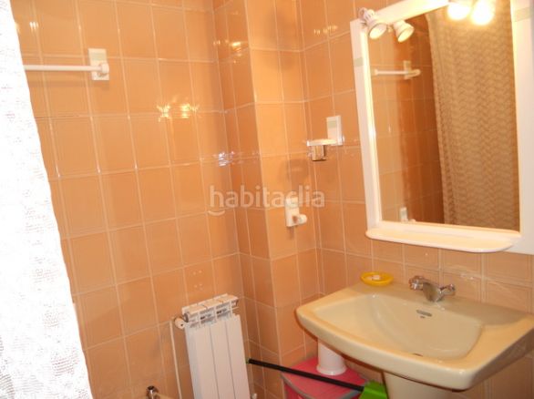 Foto 2ea2595c-5008-41ad-a4da-29d9863bedba. Rent flat with heating parking in Los Castros Santander