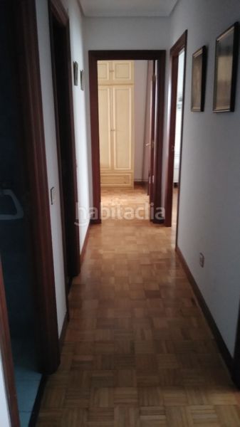 Foto 50a17e41-bc6c-4b75-8f57-281fe06808a4. Rent flat with heating parking in Los Castros Santander