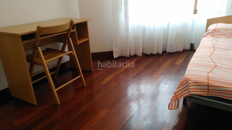 Foto f05988c6-ffcd-41b7-bfe1-aa2cd9b290b1. Lloguer pis amb calefacció aparcament a Los Castros Santander