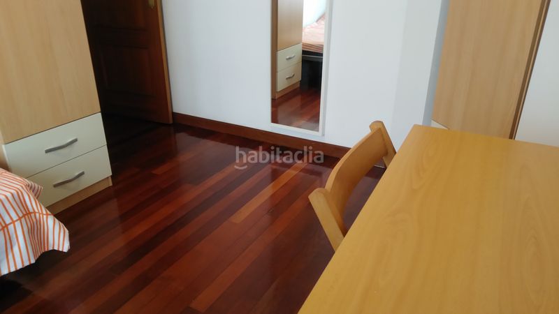 Foto 995c1f81-73d5-4653-a94f-7c293ea06cbc. Rent flat in colonia del mar 12 in Los Castros Santander