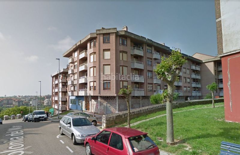 Foto a22fed9e-39b8-4a98-8973-e7ff5e56efad. Rent flat in colonia del mar 12 in Los Castros Santander