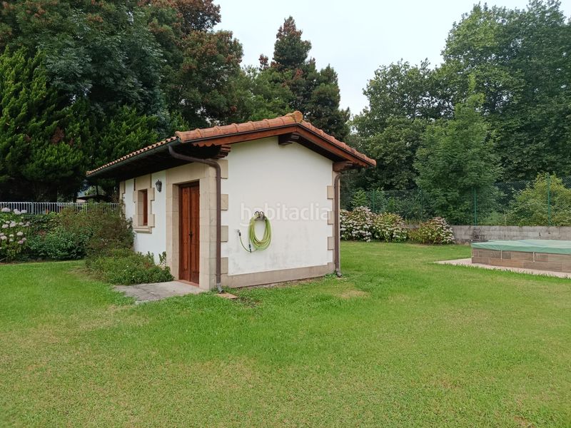 Foto 4093dd0b-88d6-4cd3-ad9e-79498f542f8c. Casa amb xemeneia calefacció aparcament piscina a Santiurde de Toranzo