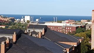 Lloguer Pis a Avenida de los castros 70. Estudiantes curso academico-temporada-para compartir gastos 3 pe