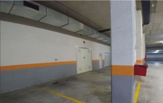 Aparcament cotxe a Calle Francisco Tomás y Valiente 19C