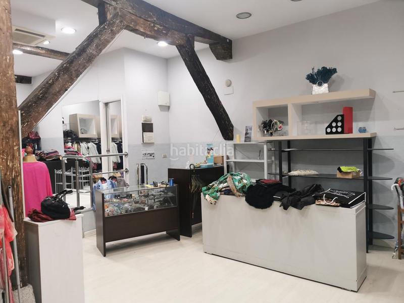 Foto f3a96574-e469-4db4-b8d4-73a2d0434801. Location local commercial dans Centro - Ayuntamiento Santander