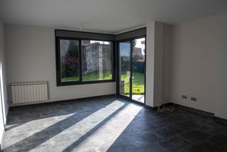 Maison jumelée  Resconorio. Chalet adosado en monte