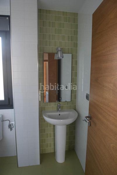 Foto 89e9035b-ff29-4c56-9f19-ce2ae002685c. Casa adossada amb calefacció aparcament piscina a Santander