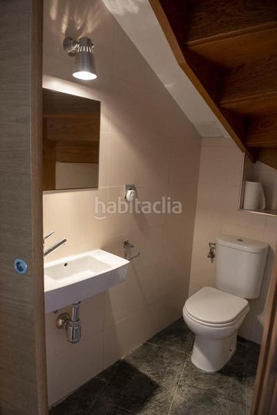 Foto c0756c8b-1a8e-4951-9474-5bc0622d89d2. Casa adossada amb calefacció aparcament piscina a Santander