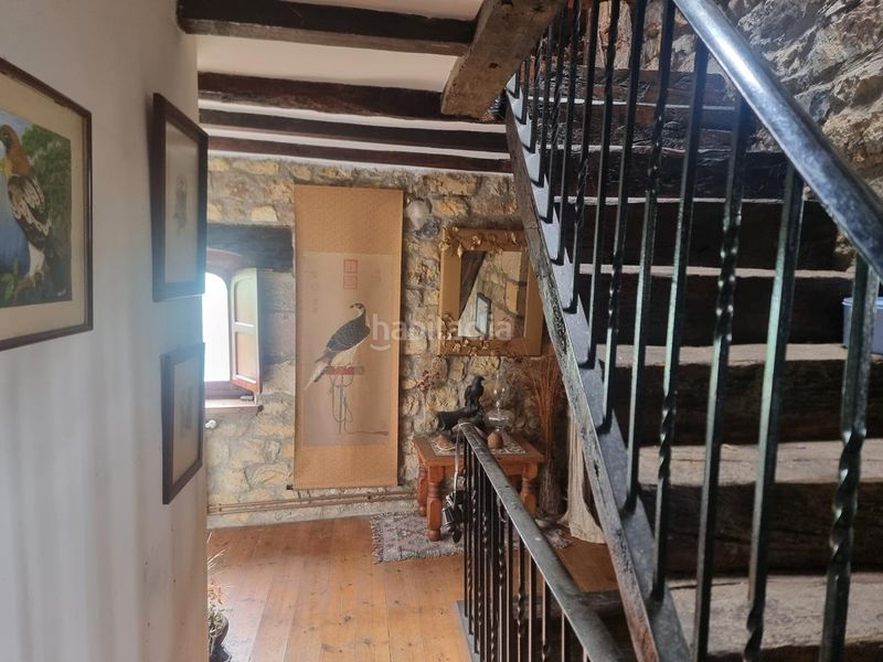 Foto 851ac2a8-0a0d-46ba-89eb-a03c51e96a3a. Casa amb calefacció a Corvera de Toranzo
