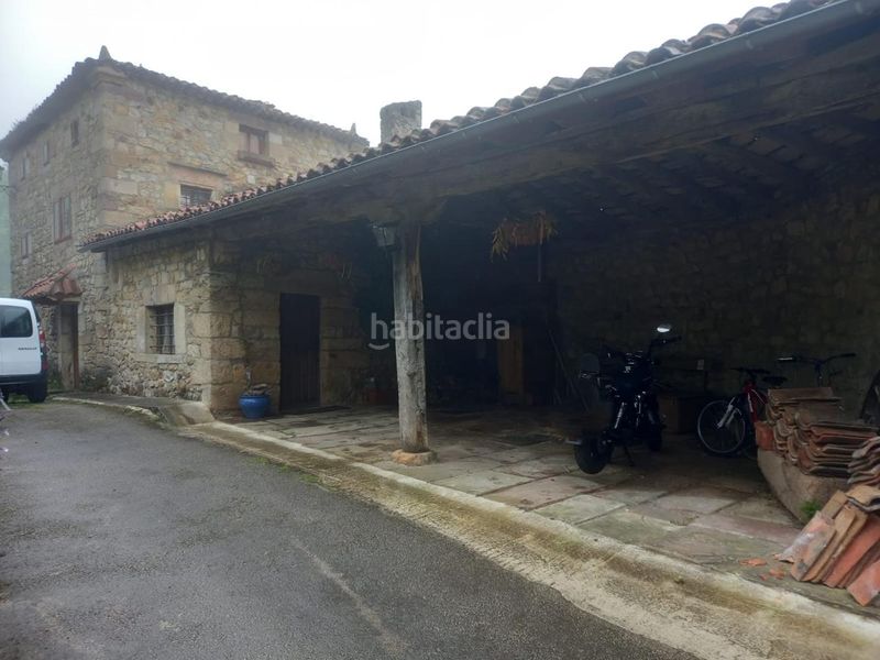 Foto 8556fe40-eabc-4a2b-9f01-8e4b30c71c64. Casa amb calefacció a Corvera de Toranzo