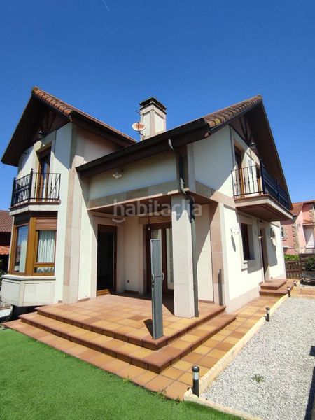 Foto 78f2d1bc-6930-4983-95ba-5be6d1d371c8. Casa amb calefacció a Marina de Cudeyo