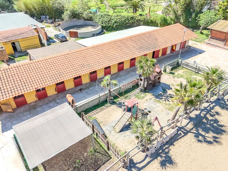 Foto cf426dbe-c78c-4363-bf4d-2d7cc72e8d1e. Finca rústica a Bonastre