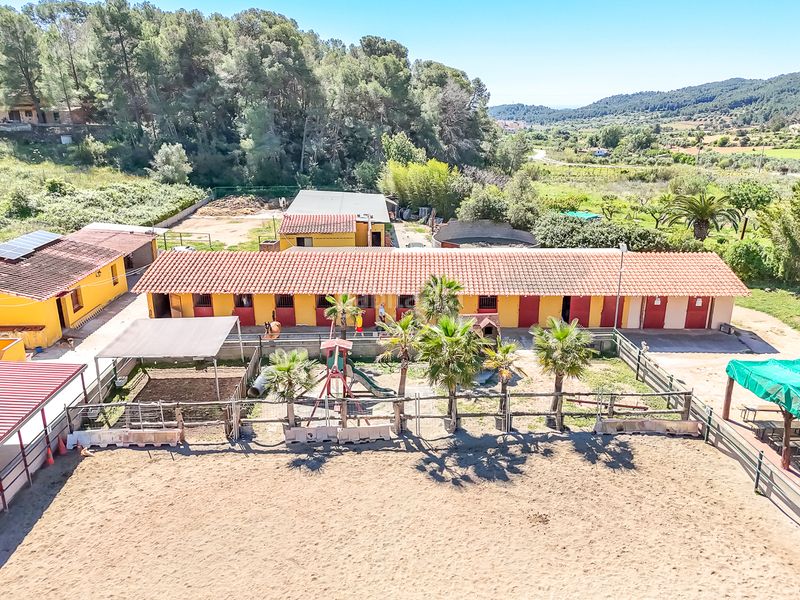 Foto d20e7e3c-fdd5-47fe-ac28-24fe03375f84. Finca rústica a Bonastre