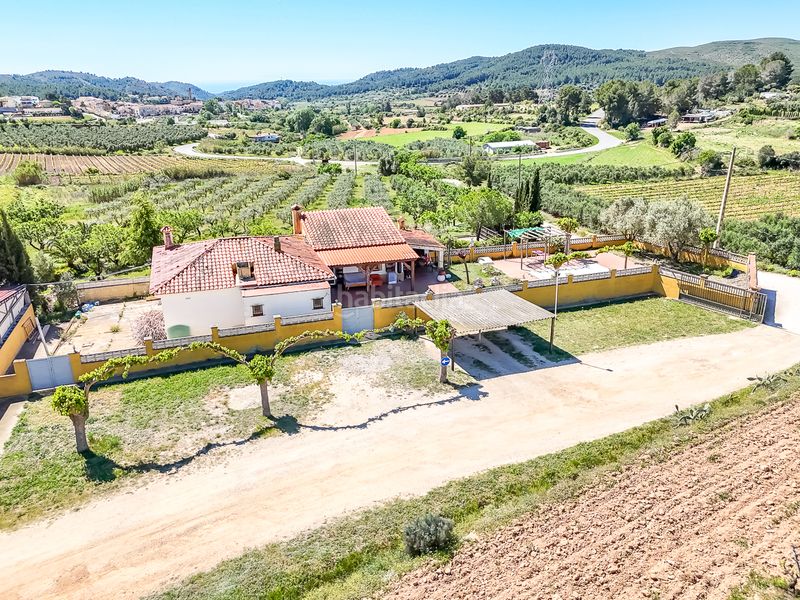 Foto d24ae251-4d0c-4317-8713-b4616f79adf5. Finca rústica a Bonastre