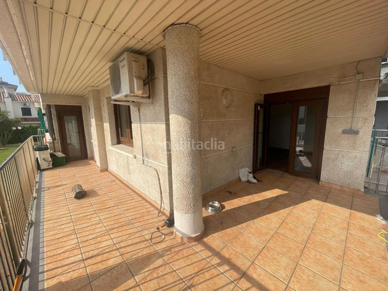 Foto cf53c7a7-6a85-4022-af4b-3dd90c78e41b. Planta baja  con gran terraza privada de 100 m² en Cunit