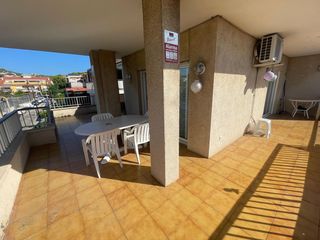 Piso en Segur de Calafell Nucli Urb�. �tico en venta � 88 m� �tiles | terrazas | cerca de la playa