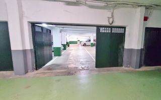 Aparcament cotxe a Amara