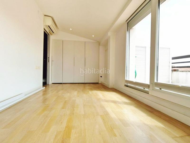 Foto f70255db-102c-402c-a75d-14c0eb4c18a8. Local commercial dans Amara Donostia - San Sebastián