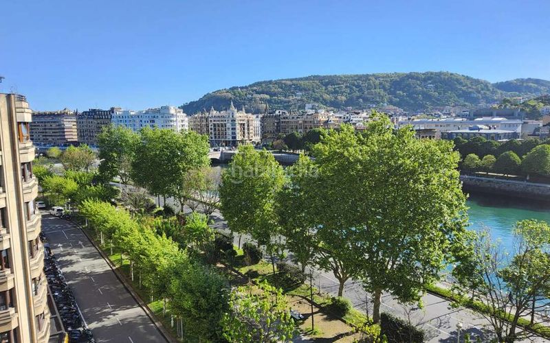 Foto eb325177-7dff-4498-9fed-e3aac8cb7ebe. Pis amb calefacció a Área Romántica Donostia - San Sebastián