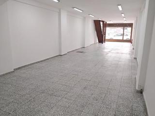 Local Comercial en Calle Marqués de la Hermida