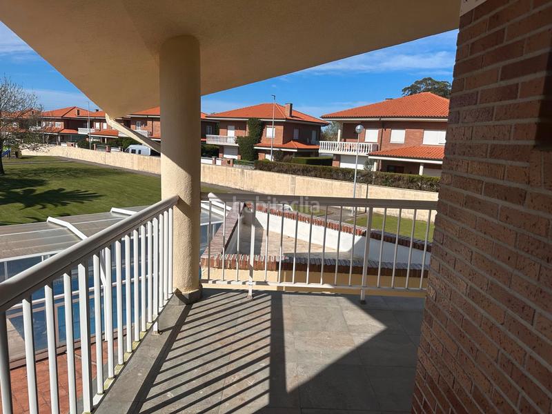 Foto 8ddbb656-8cd0-4c6c-ada9-c8a660094d12. Chalet avec chauffage piscine dans Sancibrián Santa Cruz de Bezana