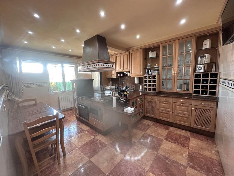 Foto d8e44121-f067-4723-96d9-b64def6a04ae. Chalet avec chauffage piscine dans Sancibrián Santa Cruz de Bezana