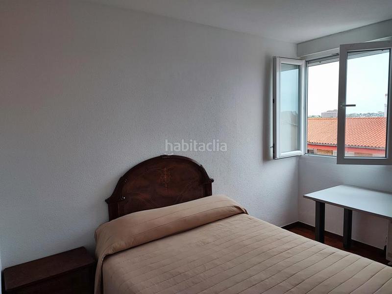 Foto c88f53f7-5d44-45f4-9e68-4b5837a030db. Flat in Los Castros Santander