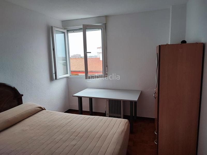 Foto f1f3047a-d82c-4ce5-a271-aa3754a39452. Flat in Los Castros Santander