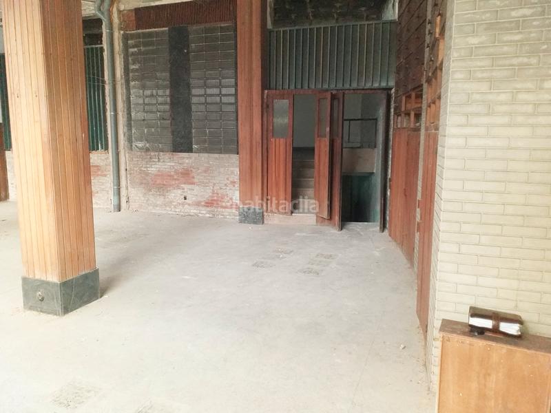 Foto 3c9ff51e-0cb4-4f2b-800a-f88cbc35e844. Locale commerciale in Inmobiliaria - Barreda Torrelavega