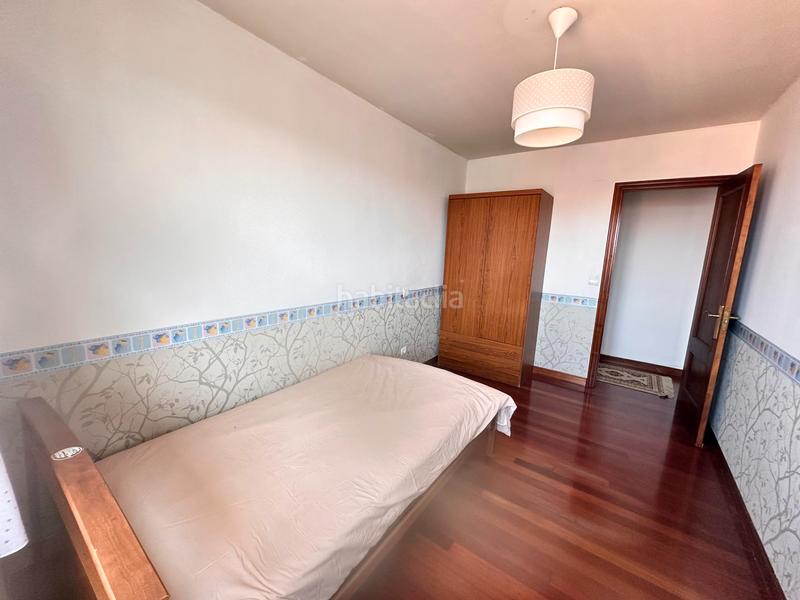 Foto 021a9330-c74b-419c-9e98-cbd8dbe04e8b. Appartamento con riscaldamento parcheggio in Los Castros Santander