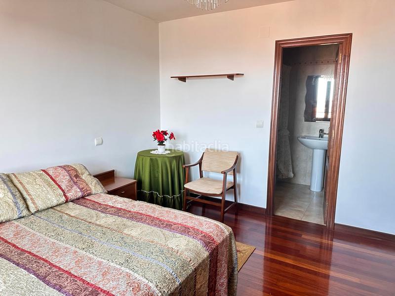 Foto 17ce5172-9b21-46a0-92a6-2b3ae8d740ad. Appartamento con riscaldamento parcheggio in Los Castros Santander
