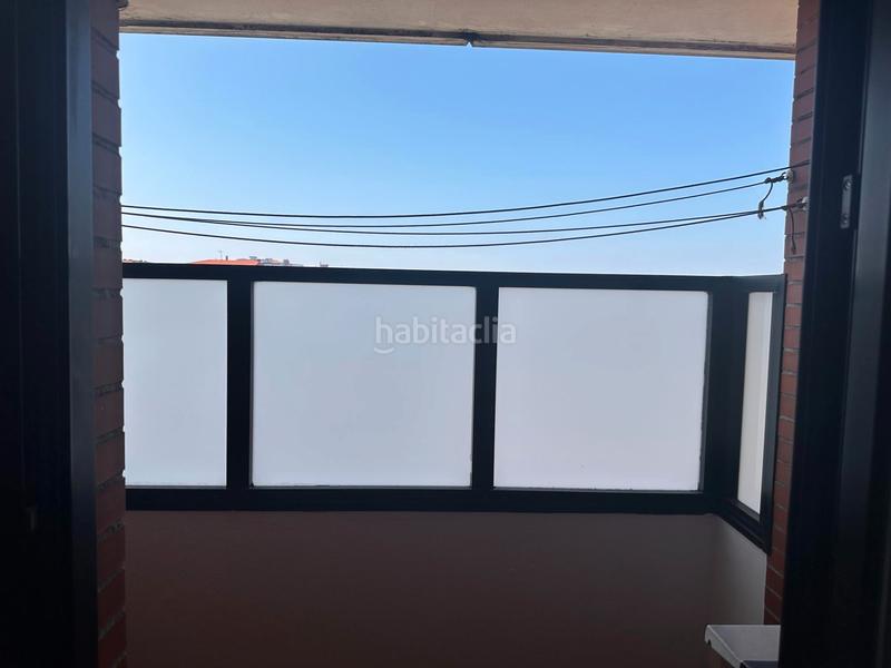 Foto 215a5810-4778-4385-aa7a-780cfa06a506. Appartamento con riscaldamento parcheggio in Los Castros Santander