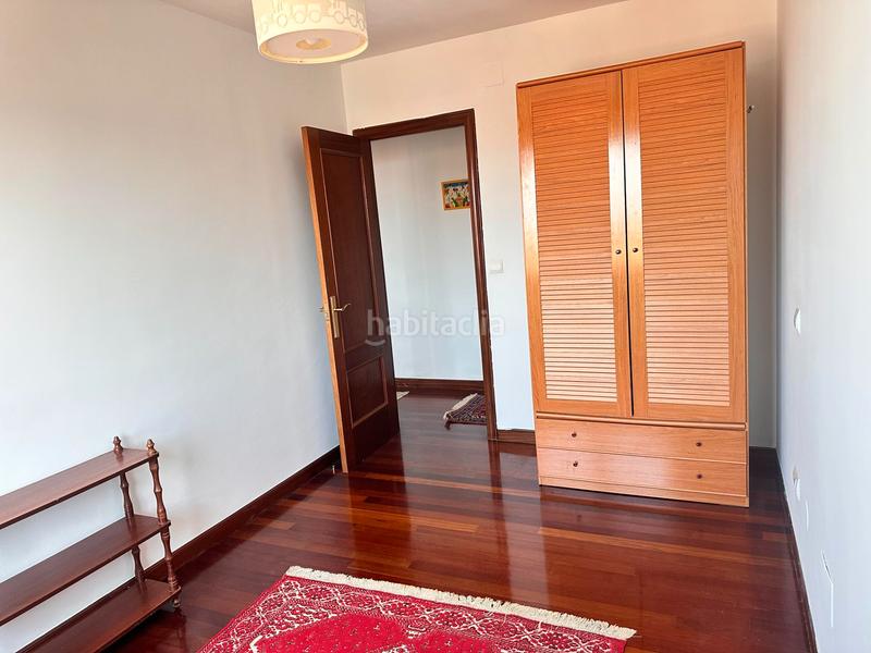 Foto 48488ee5-de3b-498a-bac4-6a1168b8e920. Appartamento con riscaldamento parcheggio in Los Castros Santander