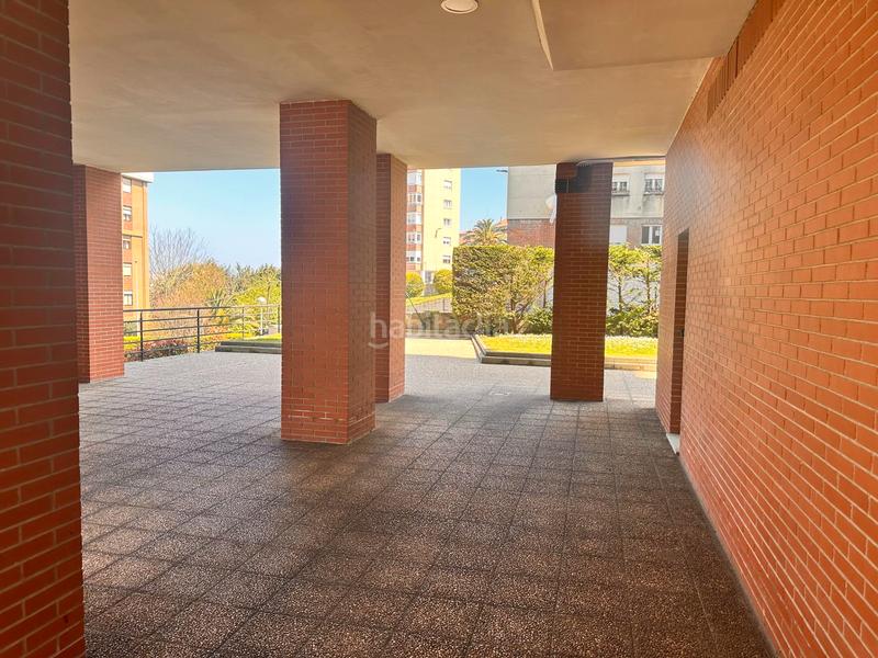 Foto 5b4b679b-4a00-4531-9e39-a737d821d618. Appartamento con riscaldamento parcheggio in Los Castros Santander