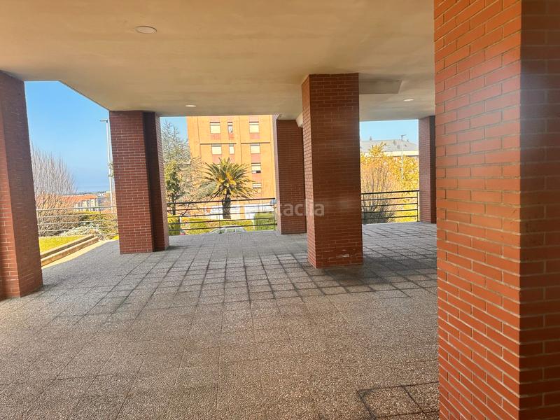 Foto 71d615b5-33e2-44a9-86bd-e389cdf260ae. Appartamento con riscaldamento parcheggio in Los Castros Santander