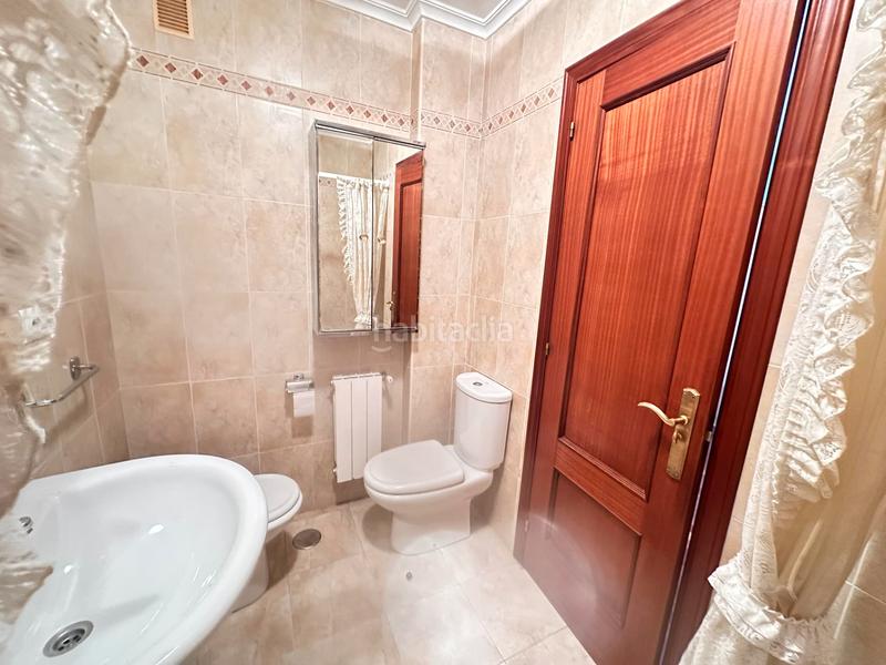 Foto 9ceca564-53fe-476f-b222-4eba87be6da8. Appartamento con riscaldamento parcheggio in Los Castros Santander