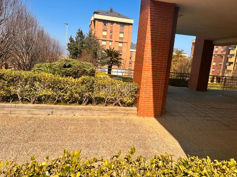 Foto c0f82a03-eaea-4fdf-a6f2-52069353af29. Appartamento con riscaldamento parcheggio in Los Castros Santander