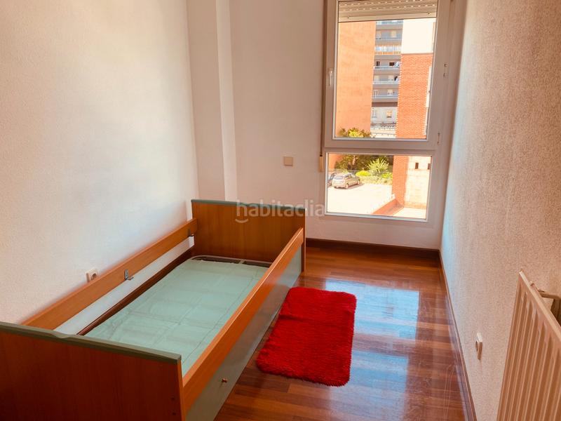 Foto 5629a571-f341-4c61-a0a9-4390a8921bdf. Piso excelente piso con garaje y trastero en Maliaño Camargo