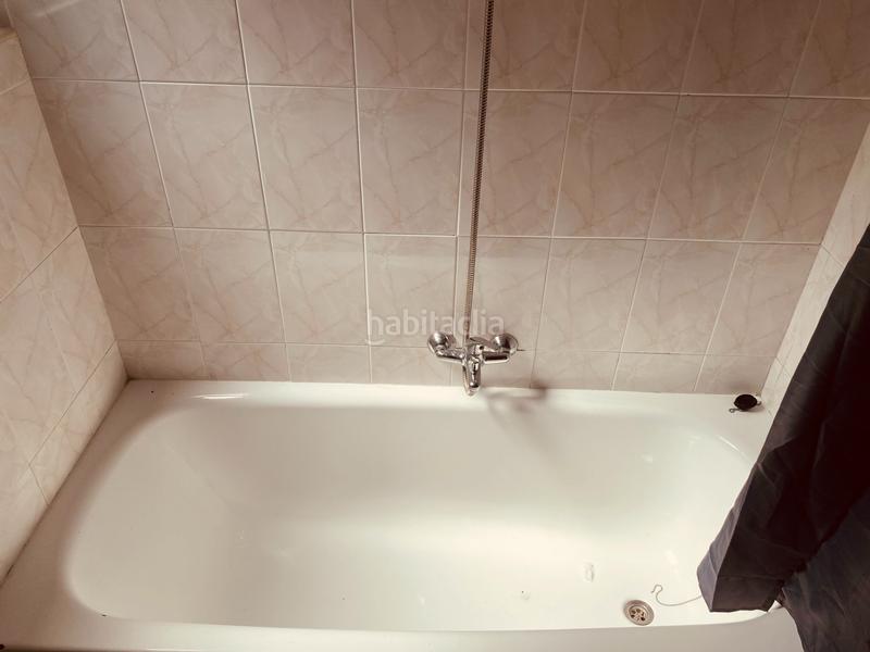 Foto bee09a9e-17ba-49e1-82a6-30274a645b96. Piso excelente piso con garaje y trastero en Maliaño Camargo